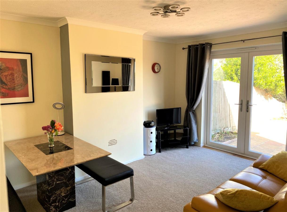 Luxury Suntrap In Private Complex St Leonards Apartment Hastings Exterior photo